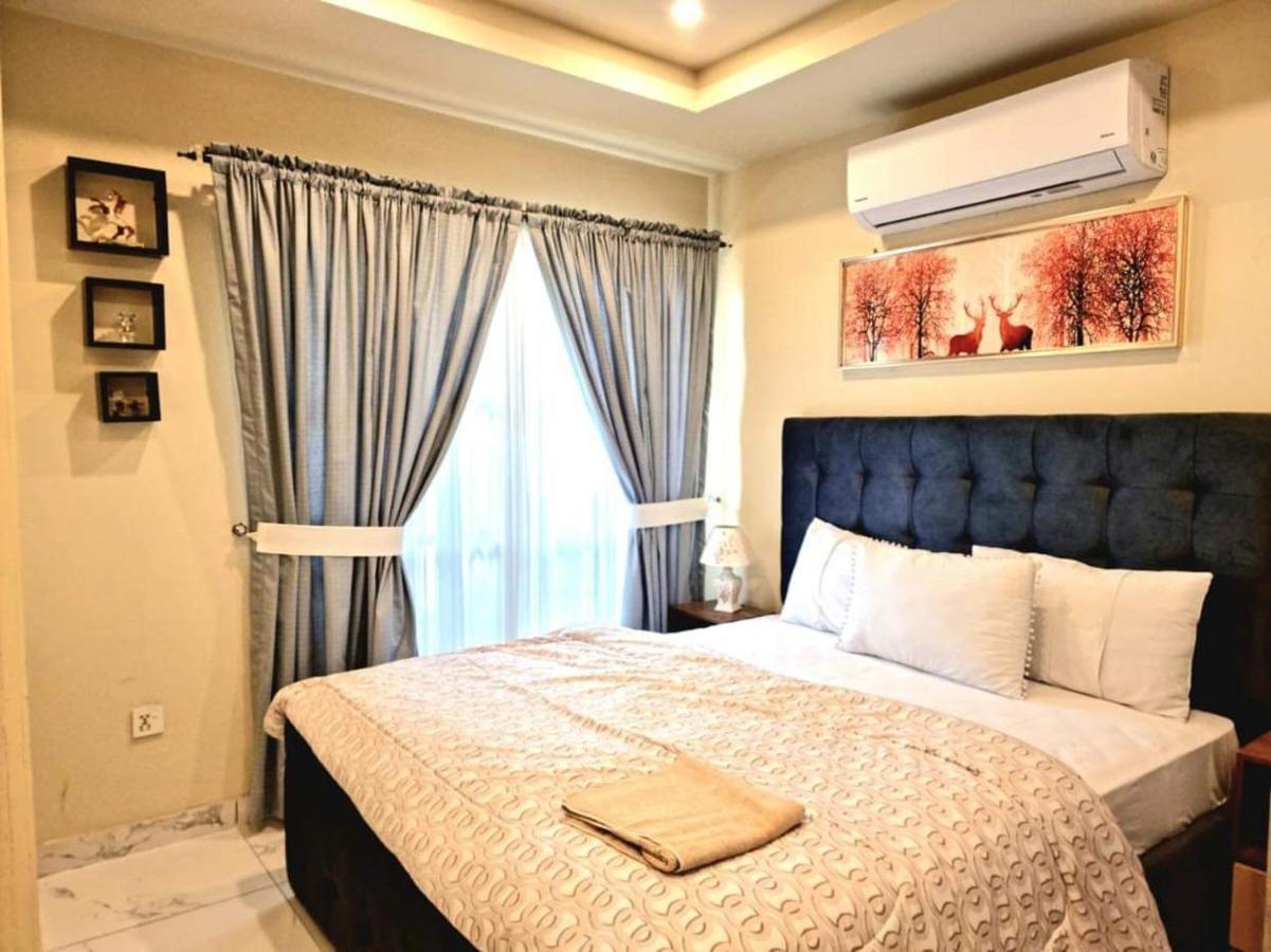 Comfortable & Lovely 1 Bed Apt In Bahria Town Rawalpindi Esterno foto