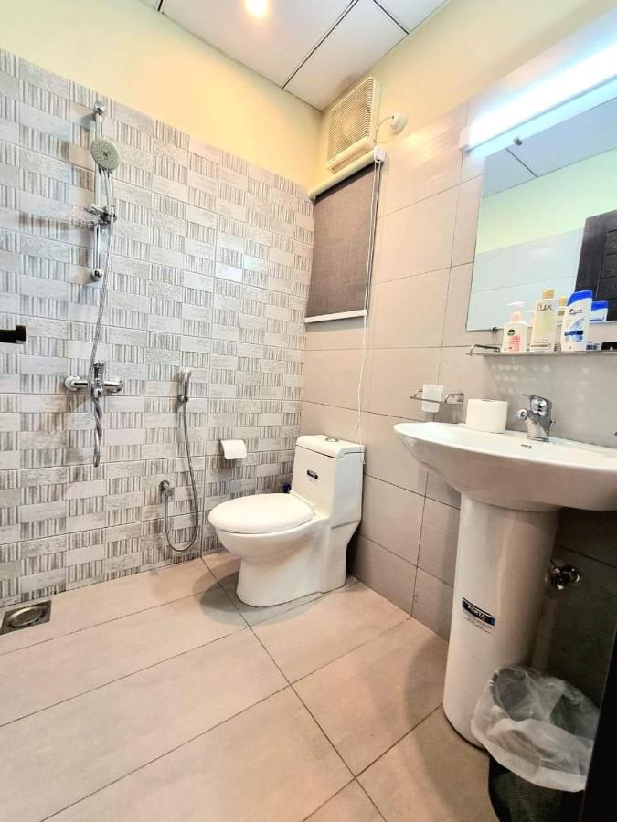 Comfortable & Lovely 1 Bed Apt In Bahria Town Rawalpindi Esterno foto